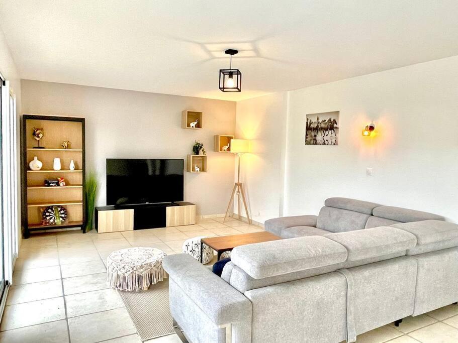 Charmante Villa Pour 10 Personnes Saint-Augustin  Eksteriør bilde
